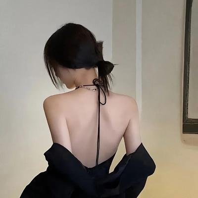 卫星女孩和奶牛